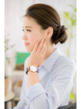 ミック ヘアアンドビューティー 大山店(miq Hair&Beauty) 女度UP!ノットヘアアレンジ