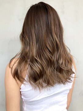 アイティー バイ アルバム 中野店(IT by ALBUM) ベージュグラデーション_ローライトスリークボブ_ba286841