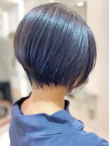 レンジシキチジョウジ (RENJISHI KICHIJOJI)&nbsp;前下がりショートクールボブ【RENJISHI 松岡】