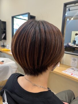 アルター(aL ter) コンパクトショート［黒髪/グレーベージュ/前髪パーマ］