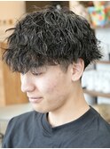 波巻きパーマメンズパーマメンズヘアツーブロックツイストパーマ