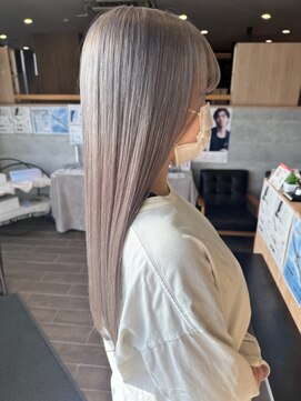 レイビューティー 浜町中央橋店(RAY+beauty) シルバーグレー