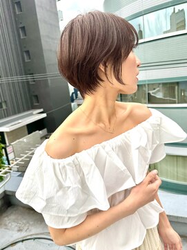 ロンドジェネルーズ 柏(Lond generous) ウェーブミディアム似合わせカットメルティカラーショート/柏柏