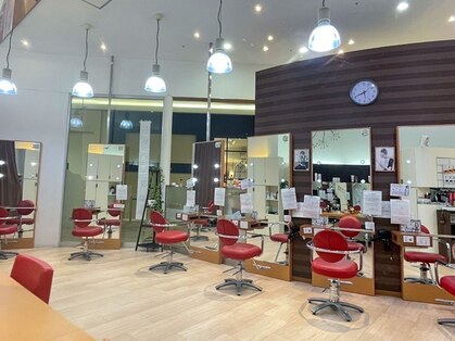 アットヘアー 上里イオン店の写真
