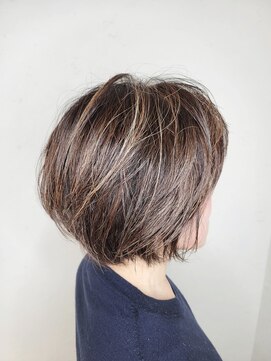 松本平太郎美容室 国立店 40代50代60代×グラデーションボブ×白髪ぼかしハイライト