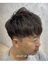 ラルス(Larus) MEN’S HAIR/波巻きツイストスパイラル/リバースセンターパート