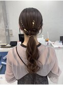 ローポニーテールアレンジ