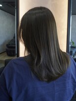 トラント ミル(TRENTEMILLE) 纏まるグレージュカラー