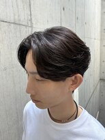 フレイム(FLAME)&nbsp;自然な毛流れのセンターパート