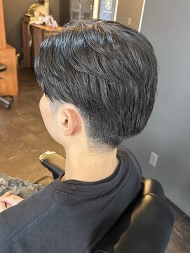 バーバー ネオ ザ クラス(BARBER NEO The Class) センターパート［宇都宮/バーバー/メンズカット/床屋/フ エード]