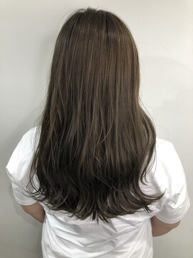 ネイヴィル(navile) グレージュ×ロング