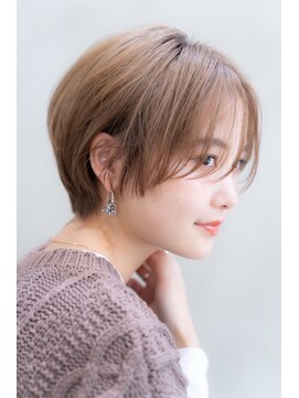 アメリ 新宿(Ameri) Ameri フェミニンショート イルミナカラー【新宿】