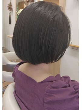 アメイジングヘアー 中沢店(AMAZING HAIR) 丸みボブ/ショートボブ/丸みシルエット/黒髪ボブ/黒髪ショート