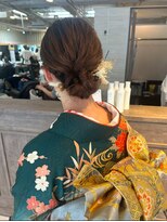 ルチア パリ(Luccica PARIS)&nbsp;【Luccica PARIS sayumi】ダウンシニヨン着物アレンジ