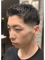 ミリオンバックス 御徒町店(Million Backs)&nbsp;ローフェード<理容室>[メンズ/眉毛/バーバー/御徒町]