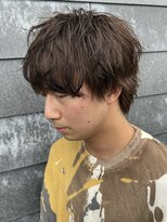 ヒュイル バイ ニアウ(Hwyl by Niau) メンズマッシュセンターパートスパイラルパーマニュアンスパーマ