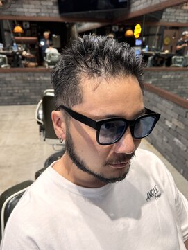 フォーコーナーズカットショップスリーセント 栄(FourCornersCutShop 3/cent) 大人フェード/大人ショート/メンズショート/ベリーショート