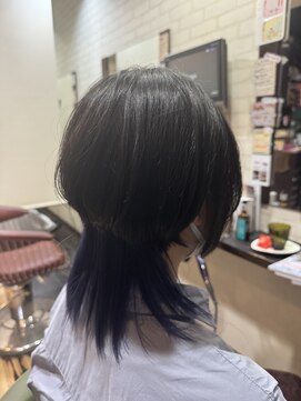 マガジン(Magazine men's & lady's salon) クラゲ風カット、インナーネイビー