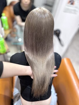 カルマ(KARMA) ベージュカラー