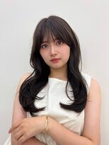 ヒュー 広島(HEW)&nbsp;20代30代大人かわいいくびれレイヤーカットオリーブベージュ