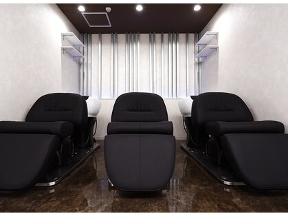 メンズサロン キング 心斎橋店(Men’s salon K!ng)の写真