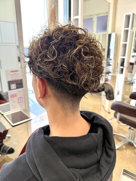 レッドメンズ(ReD men's) スパイラル　メンズパーマ　髪質改善