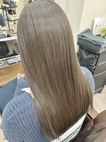 ネウィ 宮崎店(newi) 透明感ミルクティーベージュ艶髪ストレートロング