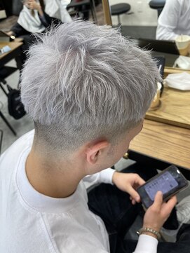 アミリー ひたち野うしく店(Amily) ハイライトバレイヤージュダブルカラーケアブリーチ20代30代