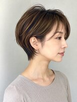 アイシー 関内(ICY)&nbsp;(ICY土屋)ショートヘアショートボブ白髪ぼかしハイライト