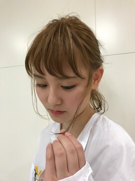 スパーク ヘアアンドフェイス(Spark HAIR&FACE) プラチナベージュ×スプリングハイライト２　Spark[柳澤　陽光]