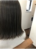 切りっぱなしボブ×7レベルのアッシュ