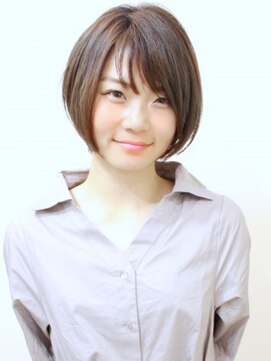 モリオ フロム ロンドン 成増店 ☆【morio成増】大人かわいい♪小顔ひし形ショートボブ