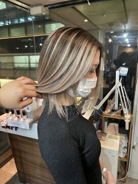 ラフ(LAFF) #黒髪#ボブルフ#ネビージュ#小顔#ワンレン