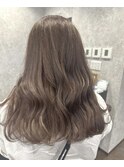 グレージュ
