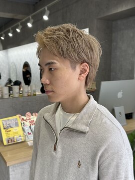 リベル 西中島(Libelle) ハイトーンショート