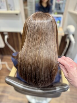 グリーンフィールコパン(green feel copains) NEOMETEO縮毛矯正/ナチュラルベージュ☆