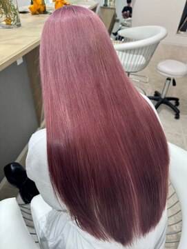 ビビバイベル(BiVi by BHEL) 桑名ロングレイヤーカットミルクティーベージュロングヘア韓国