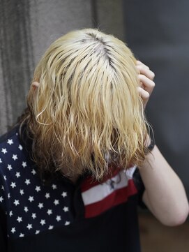 ディーカヘアーセンダイ(Di KA HAIR sendai) "blond×spiral perm"