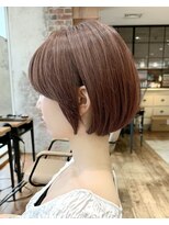 アフロート ルヴア(AFLOAT RUVUA) 【岩田莉奈】一人一人のオーダーメイドカットで骨格矯正 新宿