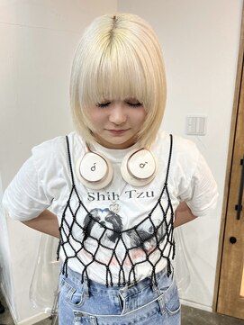 リヴ オオサカ(LIV OSAKA) ブロンド/ブリーチ/ダブルカラー【梅田】