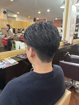 シャンプーボーイアネックス(SHAMPOO BOY Annex) フェザーパーマ　メンズショート　佐世保