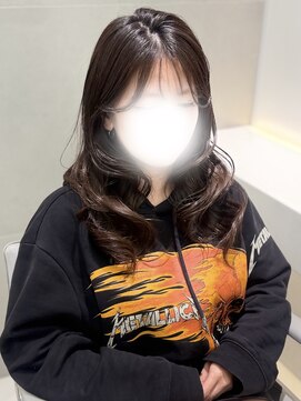 アールプラス 新宿(ar+) 【新宿駅/新宿三丁目/ヘアセット/巻き下ろし/韓国ヘア】