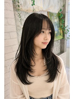ユニックス 浦和店(UNIX)の写真/憧れの小顔に見せる効果も◎顔周りの似合わせレイヤーカットで、あなたの個性を輝かせるヘアスタイルを♪