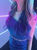 ブランシスヘアー(Bulansis Hair)&nbsp;インナーブルーの最強ギャルスタイル