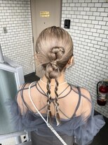 フェリーチェ 六本木店(Felice)&nbsp;タイトアレンジ タイトヘア カチモリ 個性派ヘア 参列 イベント