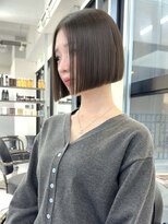 ヴィヴィー 福岡天神店(VIVIE)&nbsp;首が長くみえるタッセルボブ/透明感グレージュ