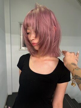フェブ(fev) 【FEV_kaede】pink × lowlight bob layer