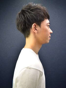 ヘアスタジオヘーフリヒ(HAIR STUDIO HoFLICH) 【2ブロック・マッシュ系】