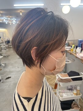 ロミー 本厚木(ROMMY.) ROMMY.前下がりショート/オール世代◎/白髪対応/ ロミー本厚木