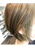カーキベージュ×ミントアッシュイヤリングカラー
